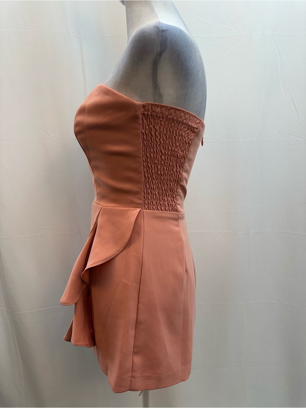 Amanda Uprichard Strapless Peach Romper with Ruffle Detail XS - Picture 3 of 4